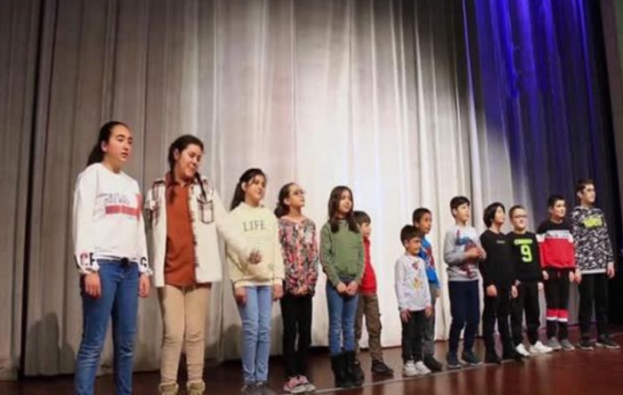 Konya’da ilköğretim öğrencilerinde Erdoğan’a doğum günü şarkısı