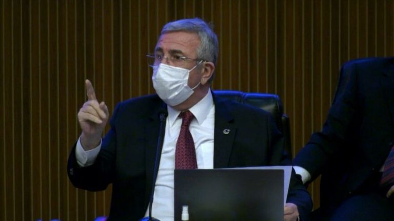 Mansur Yavaş’tan AKP’lilere tepki: Kendinizi Allah’ın yerine koymayın