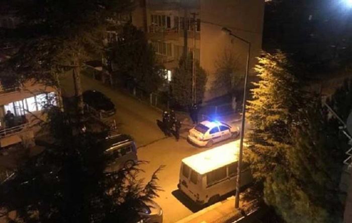 ‘Işık aç-kapa’ eyleminde polis fotoğraf çekti, anons yaptı: ‘Gözaltında aleyhinize kullanılacaktır’