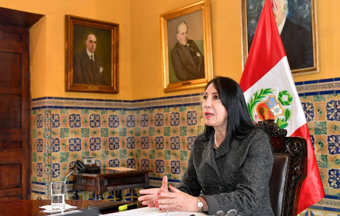 Aşıyı önce yaptıran Peru Dışişleri Bakanı istifa etti