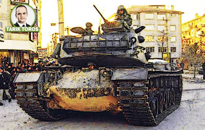 28 Şubat’ta takılan apoletler halen sökülmedi