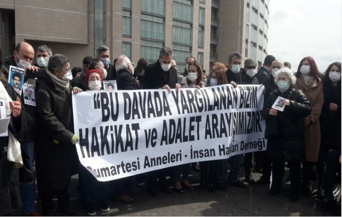 Kaybedenler değil yakınlarını arayan Cumartesi Anneleri yargılandı