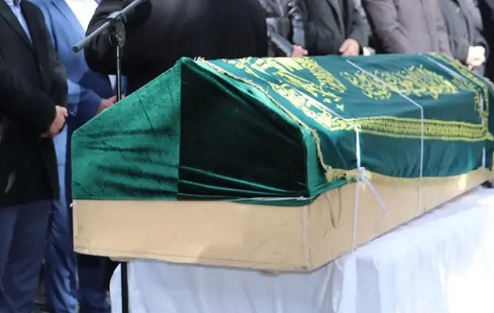 Trabzon’da cenazeye katılan 100 kişiden 40’ı koronaya yakalandı