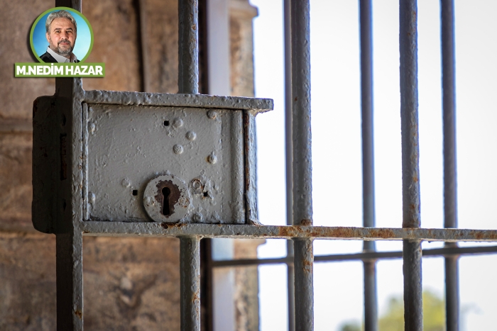 Özgürlükle terbiye olur mu?