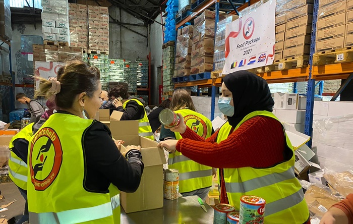 Time To Help’ten Yunanistan’daki ‘muhacir ailelere’ Ramazan yardımı