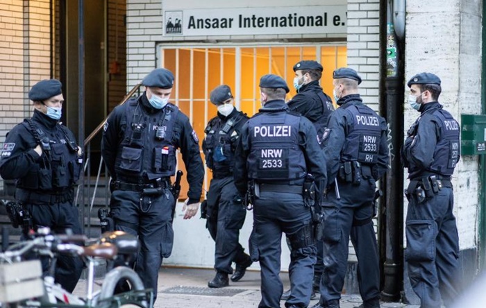 Almanya’daki Ansaar International derneği ‘teröre para aktardığı’ için yasaklandı