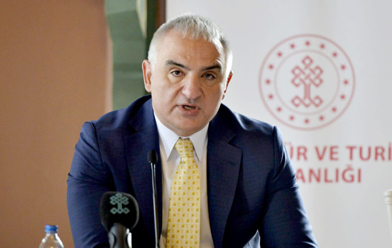 Kültür ve Turizm Bakanı Ersoy, SİT alanına otel yapmaktan vazgeçmiyor