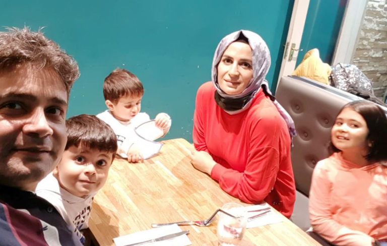 Erhan Karaturk ‘mülteci’ olarak gittiği İngiltere’de 1 yıldır ‘adalet’ arıyor