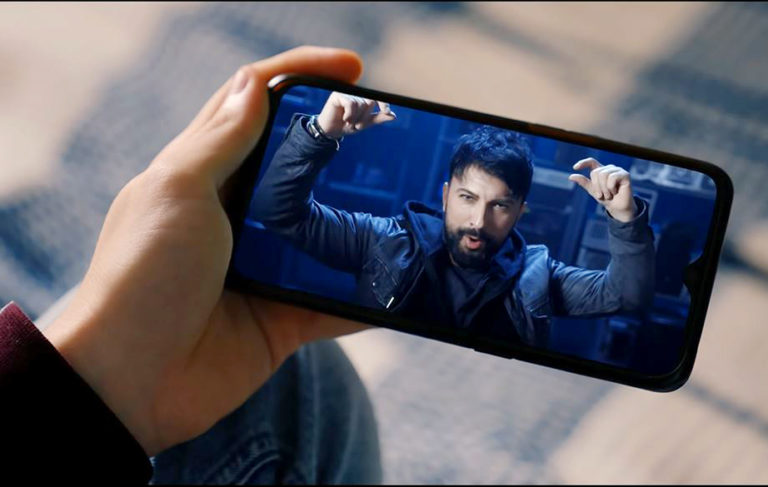 Tarkan: Binlerce ölümden sorumlu olanlar değil yardıma koşanlar ateşe veriliyor