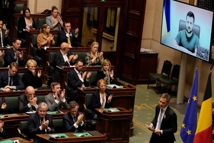 Zelensky, Belçika federal parlamentosuna seslendi: Rus elmasları barıştan daha mı değerli? 