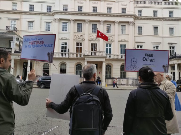 HRS’den “Orhan İnandı’ya özgürlük” ve “Erdoğan’ı durdurun” çağrısı