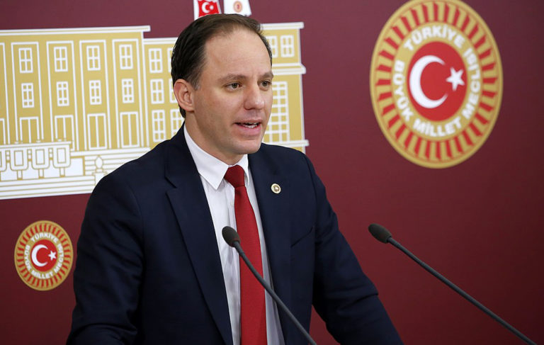 PTT’de ‘iş sözleşmeli’ vurgun!