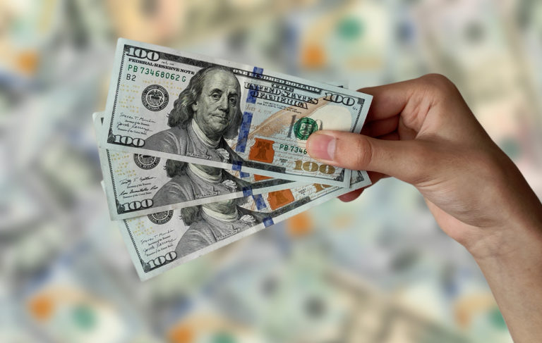 Haftaya rekorla başladı; dolar 18,50’ye doğru koşuyor