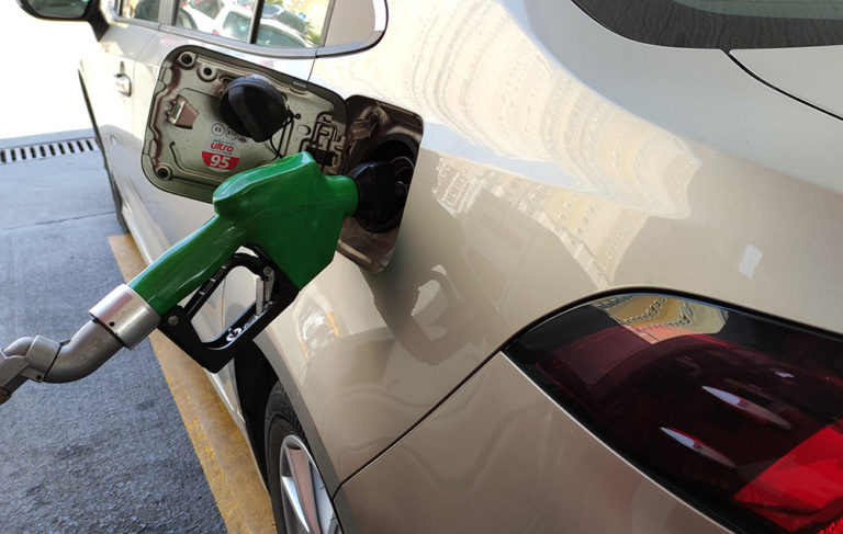 Benzine 1 lira 79 kuruş zam geliyor, litresi 42 TL’yi aşacak!