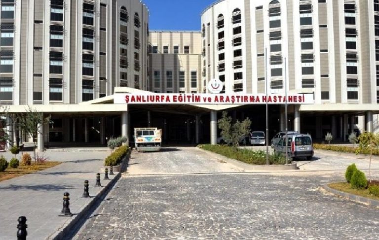 Şanlıurfa’da kaldırım taşıyla doktora saldıran kişi tutuklandı