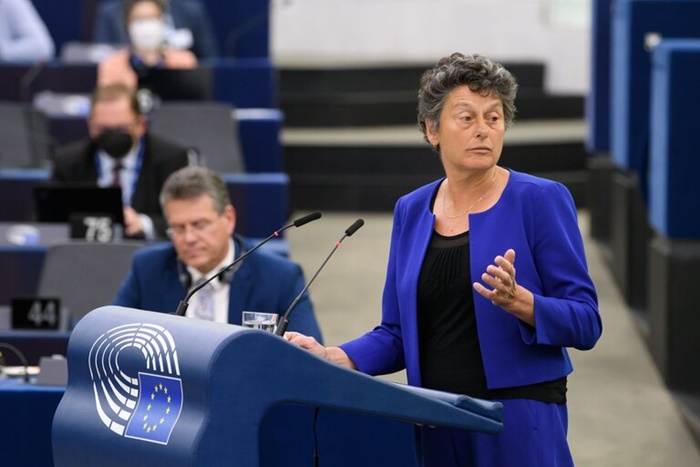 AP’de Yunanistan Başbakanı’na geri itme tepkisi: Avrupa bu mu Sayın Mitsotakis?