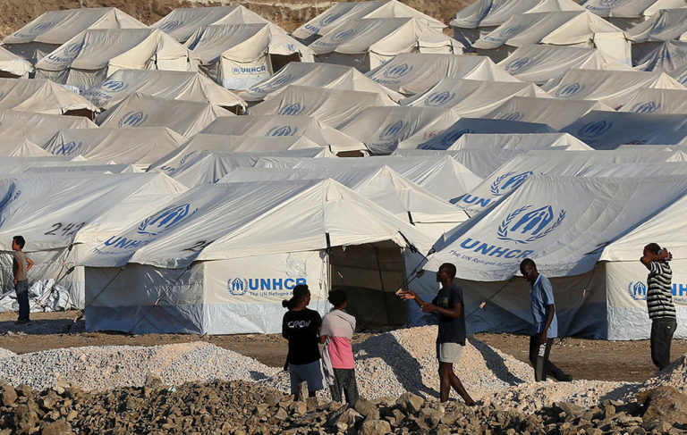 Yunan araştırmacı: Yunanistan’daki mülteci kampları hapishaneye dönüştü