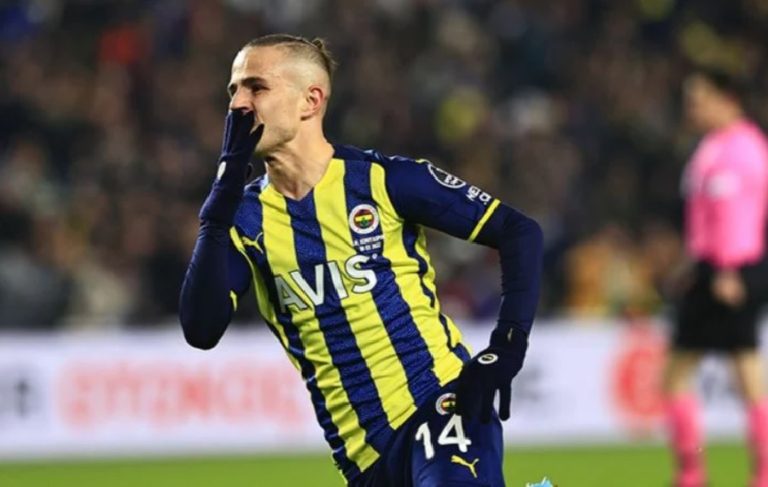 Acun Ilıcalı, Fenerbahçeli futbolcuyu transfer ettiğini duyurdu