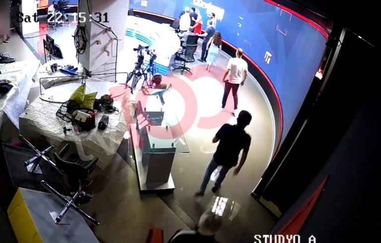 DP’li Cemal Enginyurt’un koruması gözaltına alındı