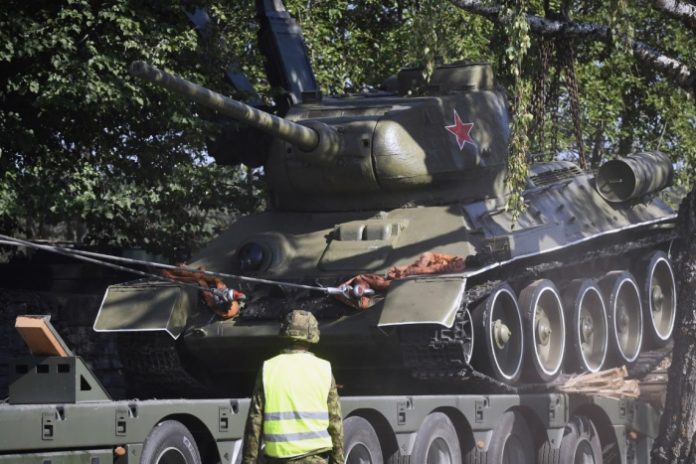 rus tank estonya