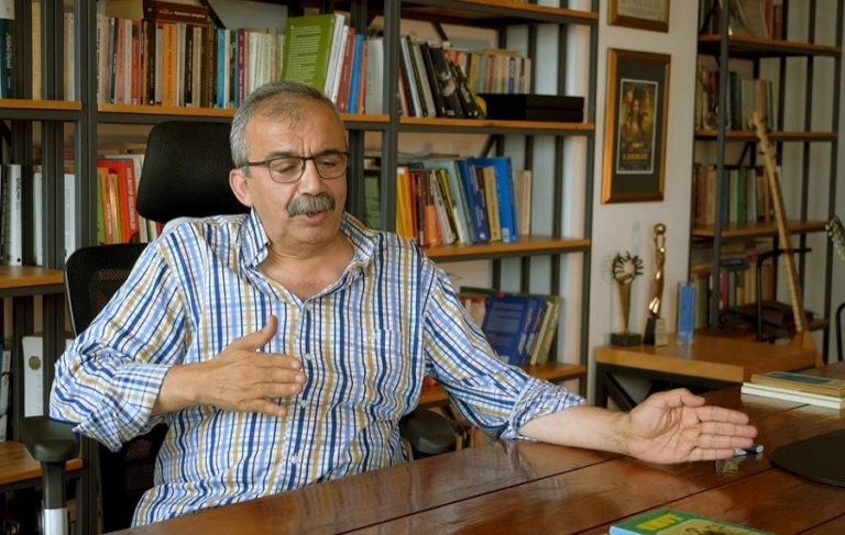 Sırrı Süreyya Önder: Selahattin Demirtaş, incindiği birçok alanda sonuna kadar haklı
