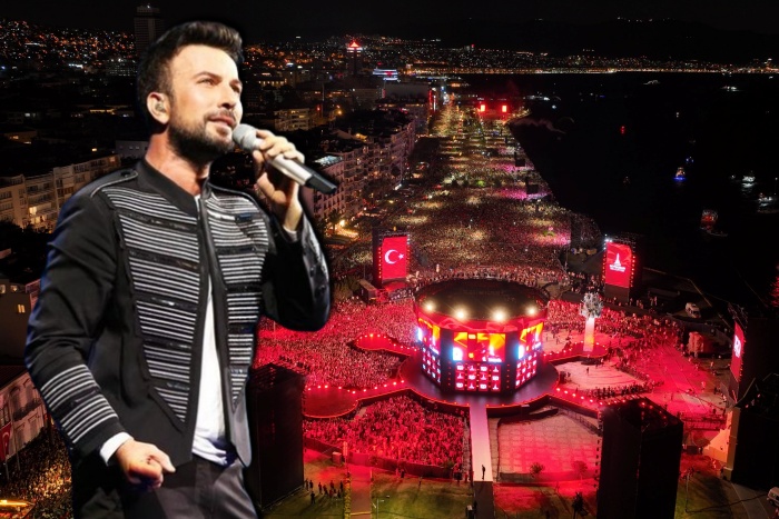 Tarkan’ın İzmir konseri ‘tarihe’ geçti; ‘Yolla’ ile başladı ‘Geççek’ ile bitirdi