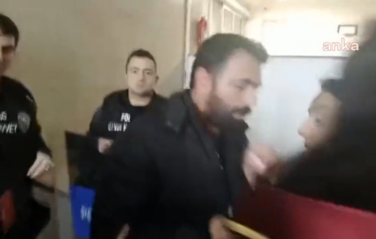 Ankara’da sivil polisler, eylemcilerin duruşmasına silahla girince ortalık karıştı