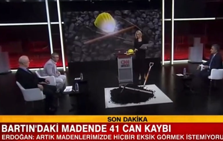 Maden faciasına yakından bakmak için CNN Türk, stüdyoya kömür yığdı!