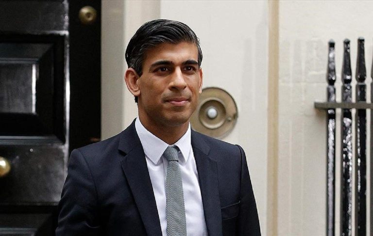 İngiltere’nin yeni başbakanı Rishi Sunak oldu