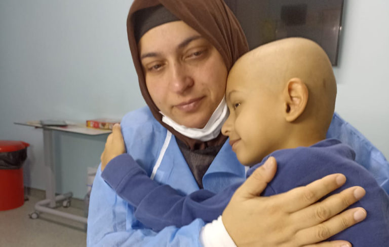 Tutuklu Gülten Sayın’a izin çıktı, Yusuf Kerim annesine kavuştu