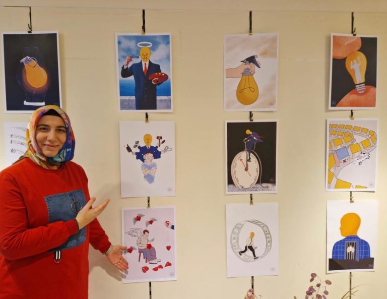 Resim öğretmeni Nesibe Zeynep Yahşi ‘Zulme karşı dik duruş’ sergisini Hollanda’da açtı