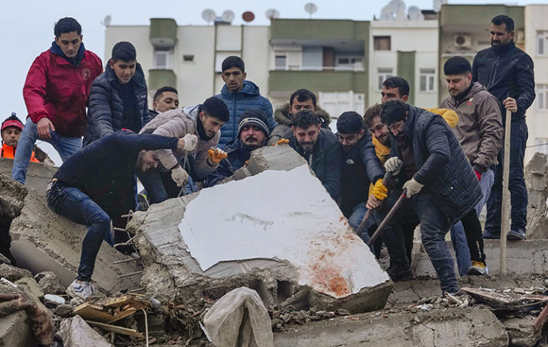CANLI | Deprem yıktı geçti, tablo ağırlaşıyor; ölü sayısı 5 bin 434’e çıktı