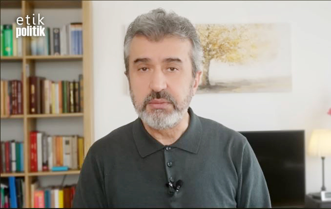 Prof. Dr. Ayhan Tekineş cevapladı; ayakkabıyla namaz kılınır mı?