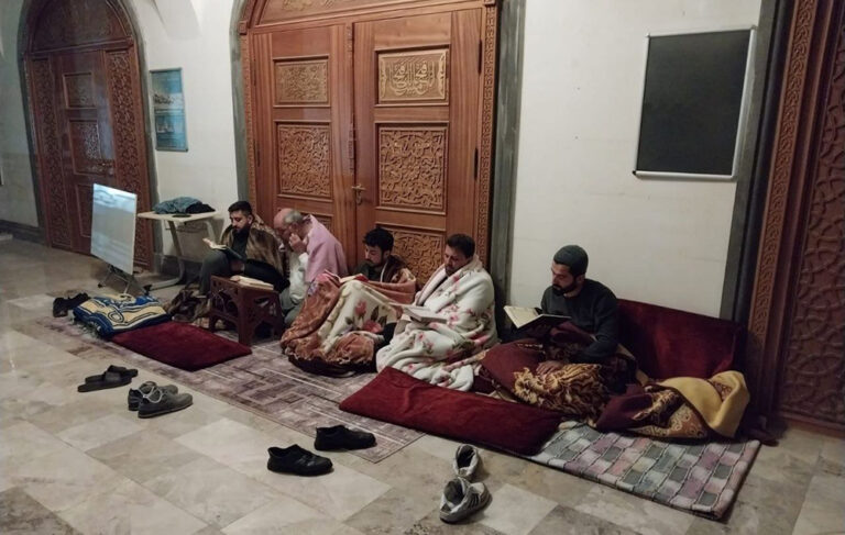 İtikaf ibadetine de izin yok; Furkan Hareketi gönüllüleri camiye alınmıyor