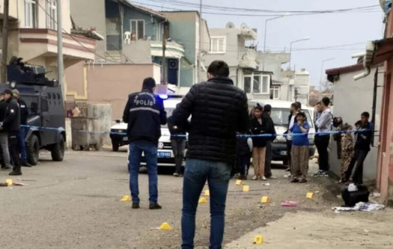 Tekirdağ’da husumetli aileler çatıştı: 2 ölü, 3 yaralı