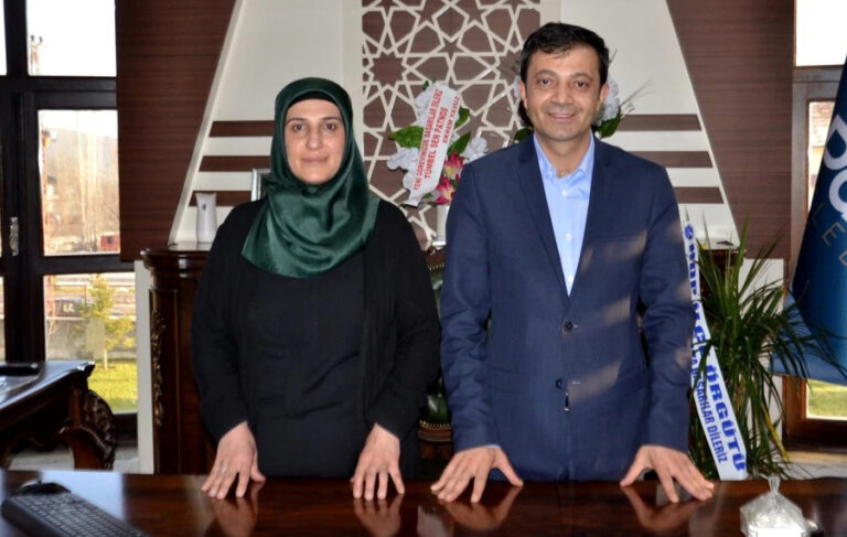 Patnos Belediye Eş Başkanları gözaltına alındı
