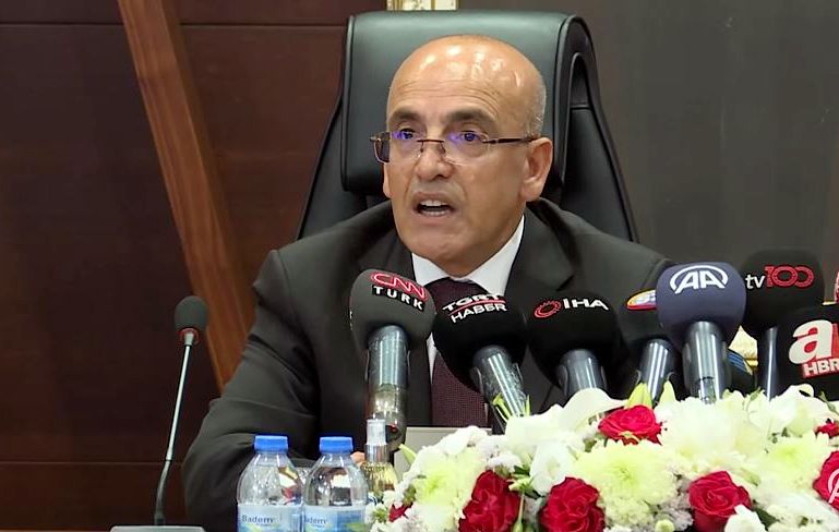 Mehmet Şimşek’ten KKM açıklaması: 47 haftadır kesintisiz geriliyor