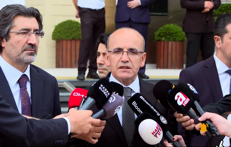 Mehmet Şimşek: Fiyat ve finansal istikrar hedefine ulaşmakta kararlıyız
