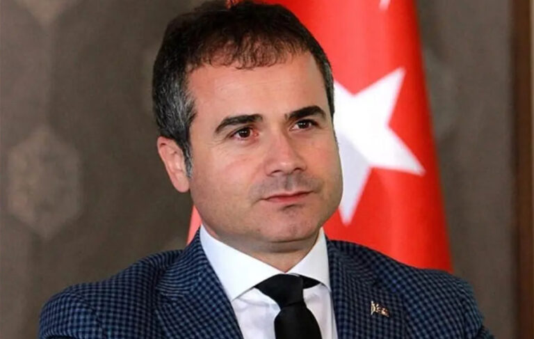 Eski bakan Suat Kılıç AKP’den istifa etti