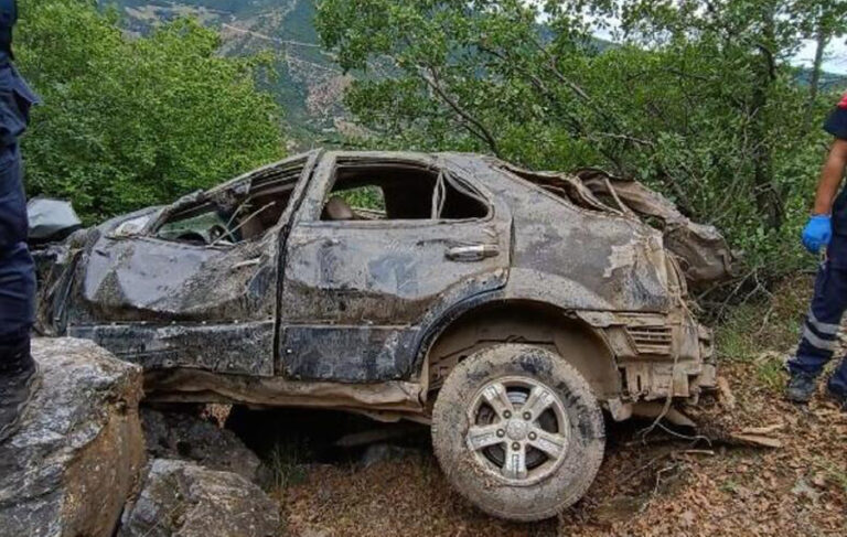 Tokat’ta kayıp araç 20 saat sonra uçurumun dibinde bulundu: 2 ölü, 1 yaralı