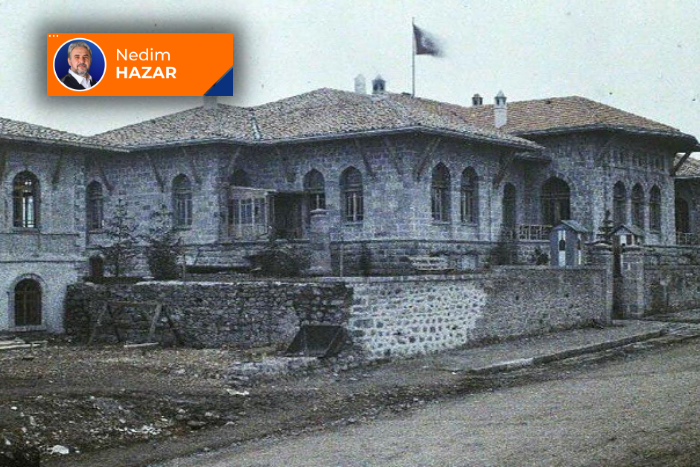 Gözlerimin yaşına bak!