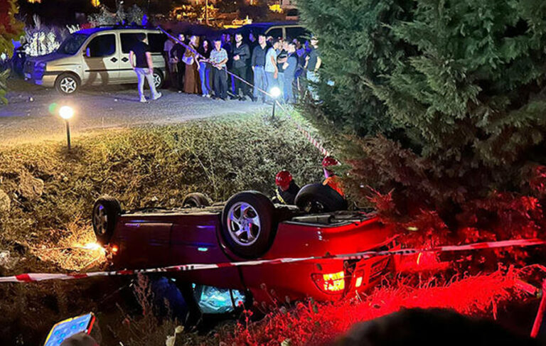 Manisa’da kontrolden çıkan araç dehşet saçtı: 3 ölü