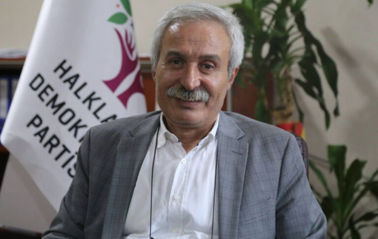 Mızraklı’dan Bahçeli’ye özel mesaj: ‘Amed surları çok zorbalar gördü’