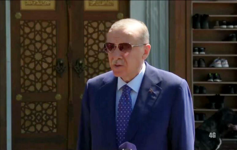 Erdoğan’dan ‘Merih’ açıklaması: Kimse Fransızların formasında horoz var, niye horozlanıyorsun diyor mu?