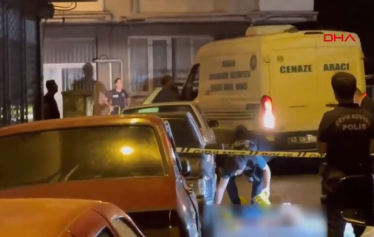 Manisa’da sokak ortasındaki tartışma kanlı bitti: 2 ölü, 1 yaralı