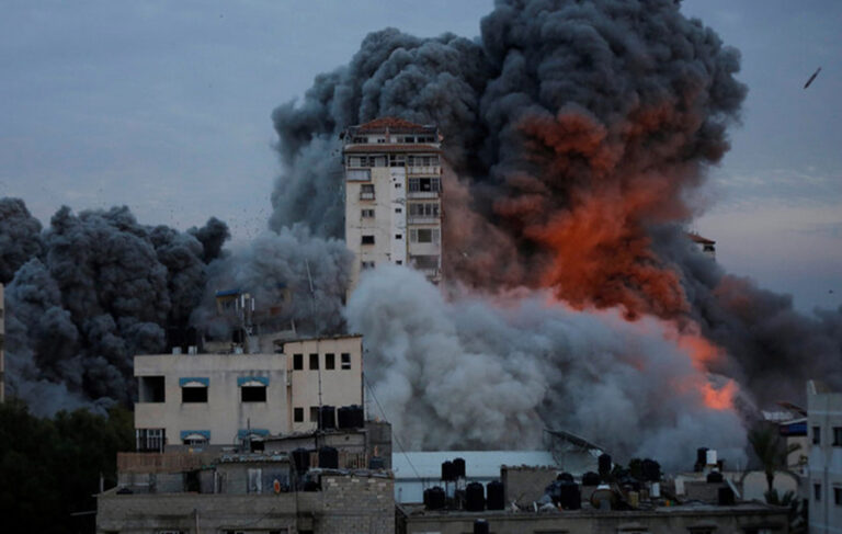 İsrail ‘güvenli bölge’ ilan ettiği Refah’ı vurdu: 100’den fazla kişi öldü