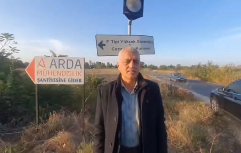 Gergerlioğlu: Cezaevindeki anneler, emekleyen bebeklerin dizleri zarar görmesin diye yetişkin çorabı giydiriyor