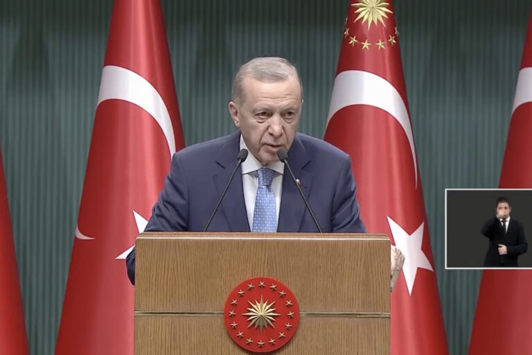 Erdoğan açıkladı; 2024 yılı kredi ve burs rakamları belli oldu