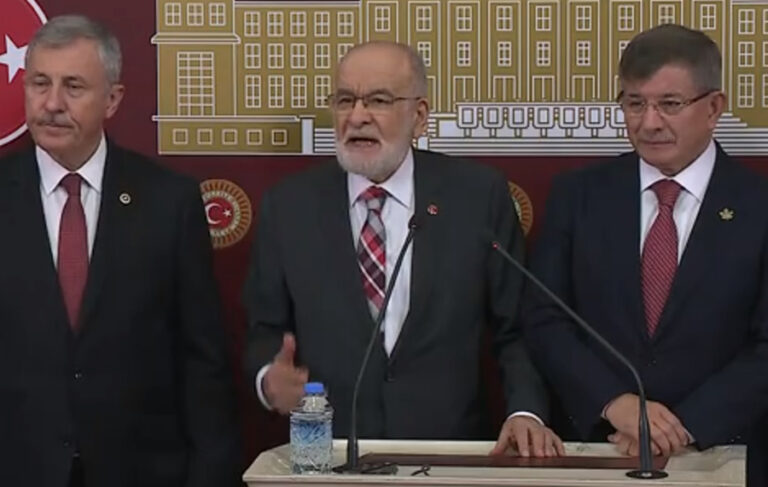 Karamollaoğlu ve Davutoğlu’ndan Yargıtay’ın kararına ortak tepki: ‘Devlet ve hukuk düzenimize yapılan bir darbe var’