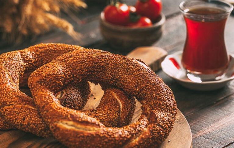 KESK: 4 kişilik ailenin çay simit masrafı 7 bin 200 TL